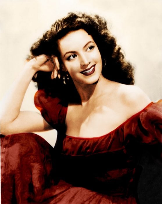 María Félix vestido rojo