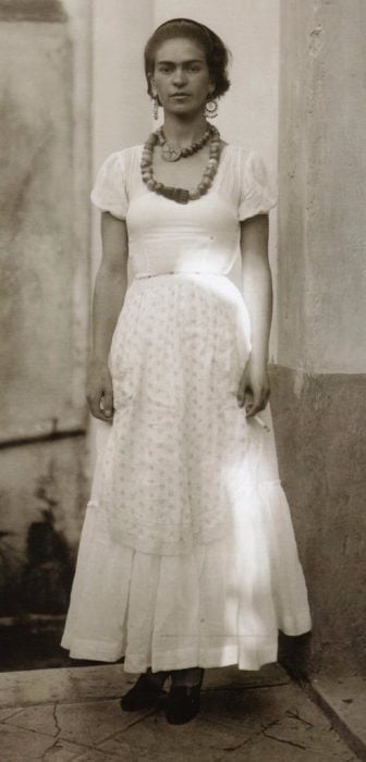 Frida Kahlo, Fotografía por Guillermo davila en 1929