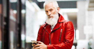 Conoce al nuevo Santa Claus que está enloqueciendo al mundo. ¡Es súper fashion y muy guapo!