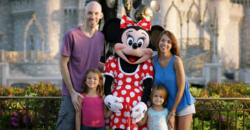 Familia de sordos fue capaz de experimentar la magia en los parques de Disney