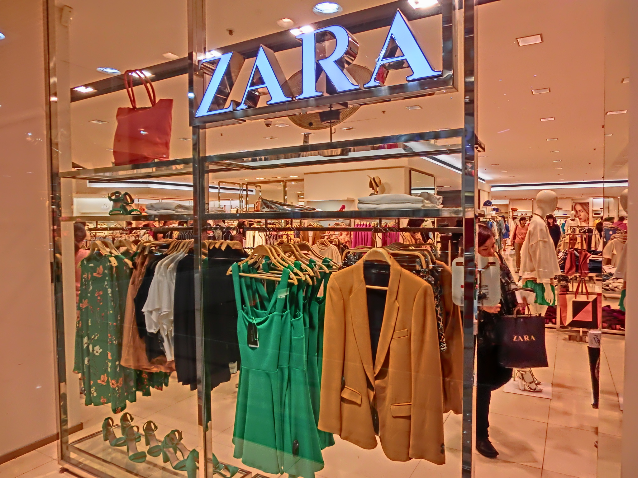 Zara incluirá ropa en talla XXL gracias a estudiante