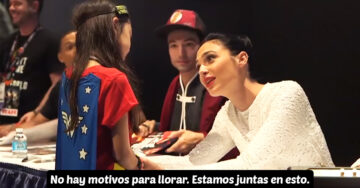 Gal Gadot consuela a una ‘mini’ mujer maravilla y el video se vuelve viral