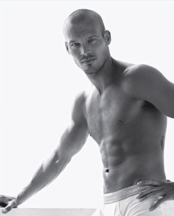 Fredrik Ljungberg calvin klein