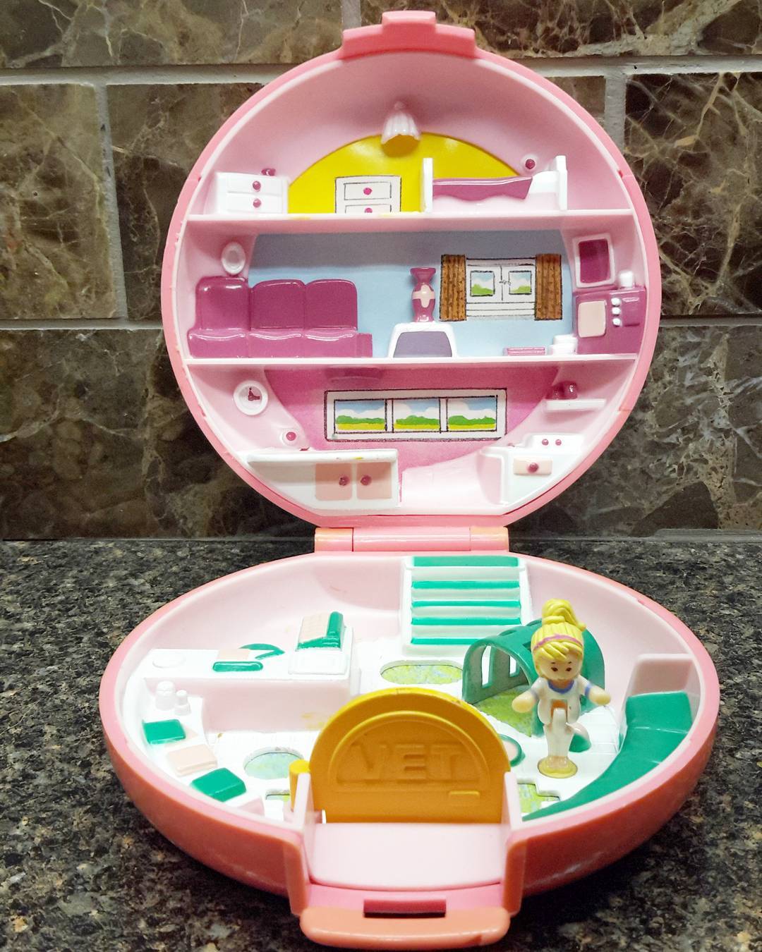 polly pocket concha