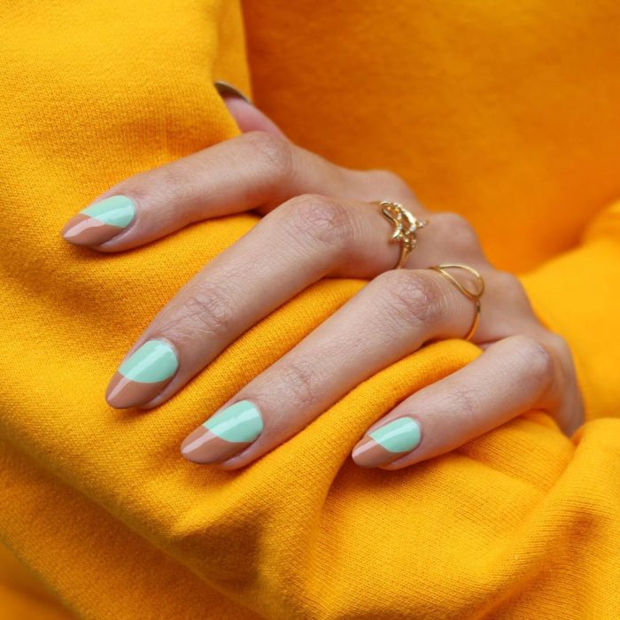 15 diseños de uñas de almendra que necesitas probar ahora