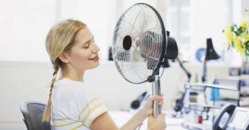 Dormir con el ventilador prendido puede suponer un riesgo para la salud