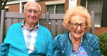 Tras un año de citas, abuelitos de 100 años se enamoran y se casan