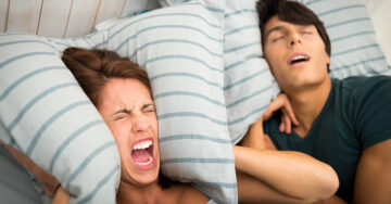 Mujeres pierden tres horas de sueño por ronquidos de sus parejas