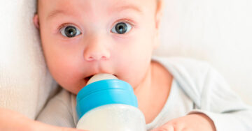 Alimentar con fórmula y no con leche materna a los bebés aumentaría riesgo de enfermedades