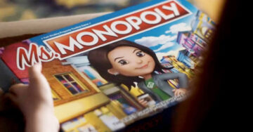 En la nueva versión del Monopoly, las mujeres ganan más que los hombres