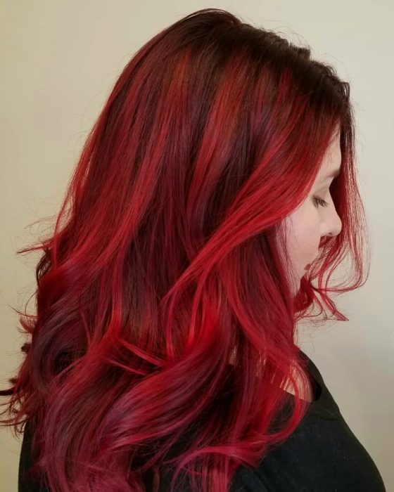 el tono rojo será la nueva tendencia de cabellos en 2020
