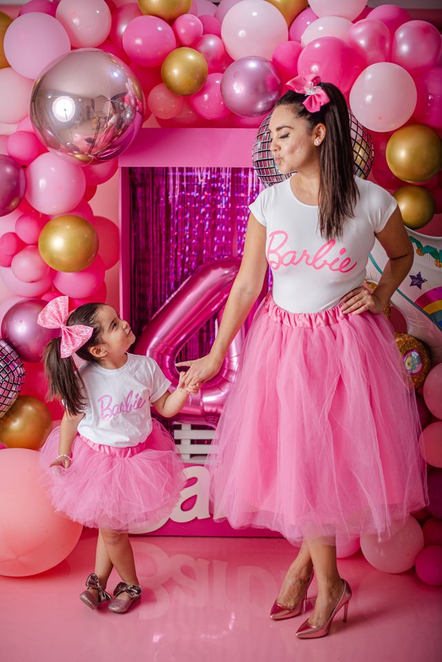 15 great ideas for you to give your princess a Barbie photoshoot ...