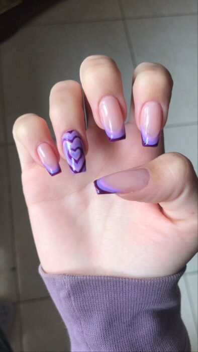 Compartir 112+ imagen uñas acrilicas en color lila 