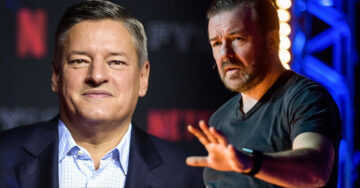 Empleados de Netflix renuncian por el stand-up de Ricky Gervais; CEO defiende al comediante