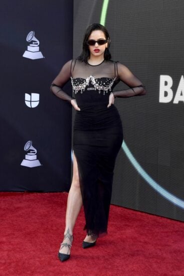 Mejores Looks En La Alfombra Roja De Los Latin Grammy 2022 1975