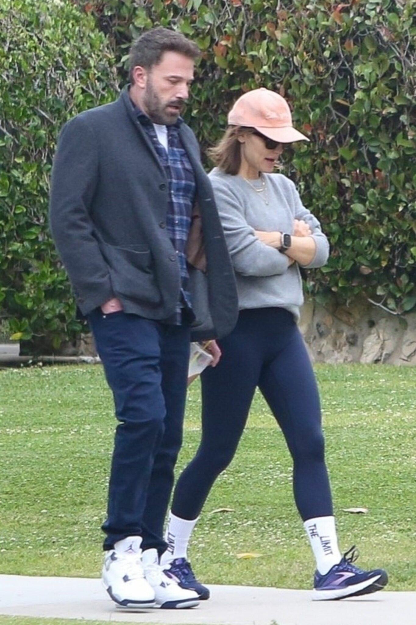 <b>Ben</b> <b>Affleck</b> caminando junto a su exesposa <b>Jennifer</b> <b>Garner</b>.