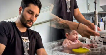 Hombre baña a su bebé y lava trastes al mismo tiempo e internet lo llama “genio”