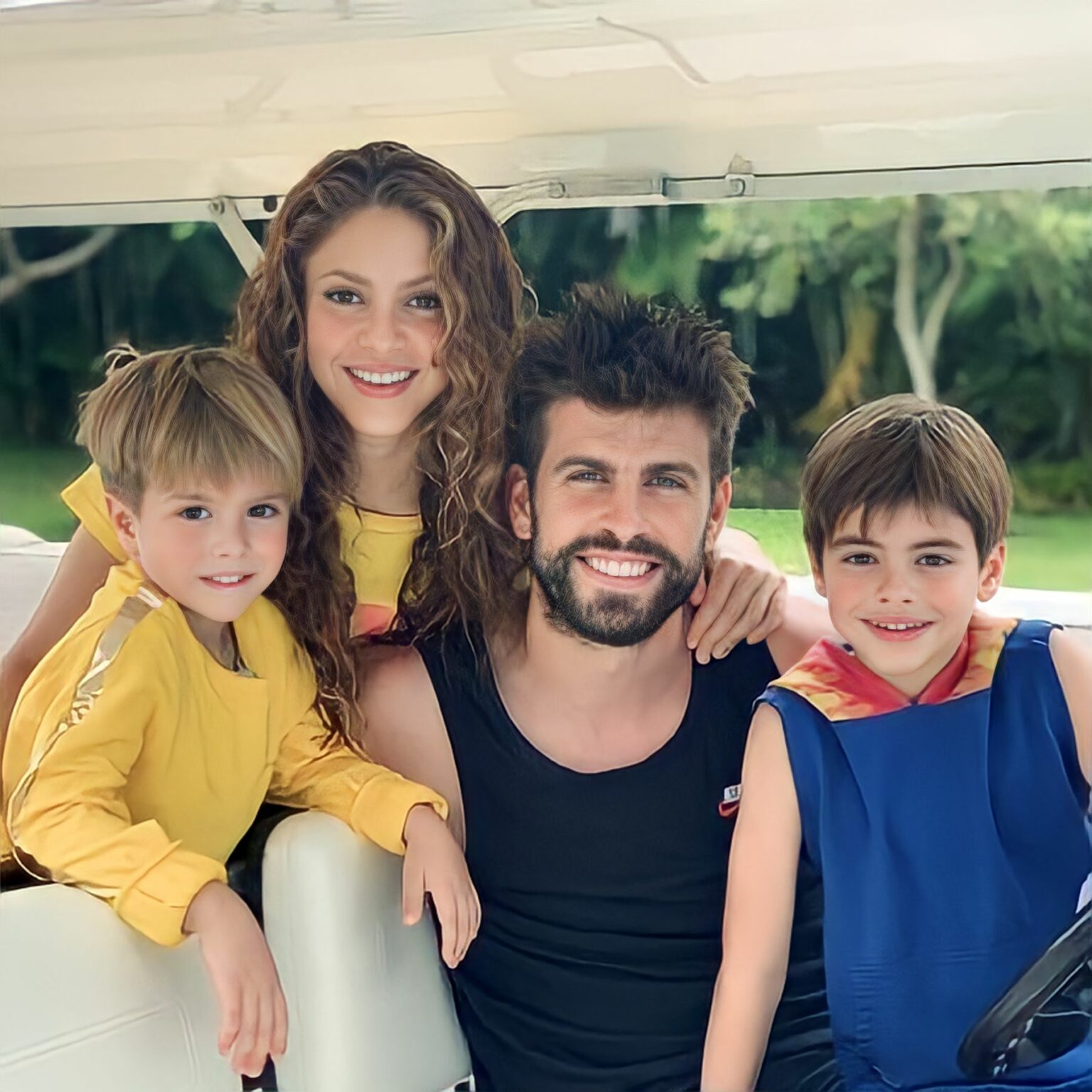 Shakira and Pique age